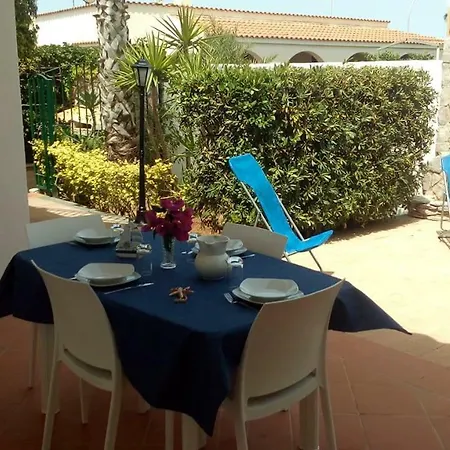 A Mare Magagian Villa